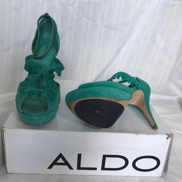 Aldo ruffle strappy heels - Picture 3 of 4